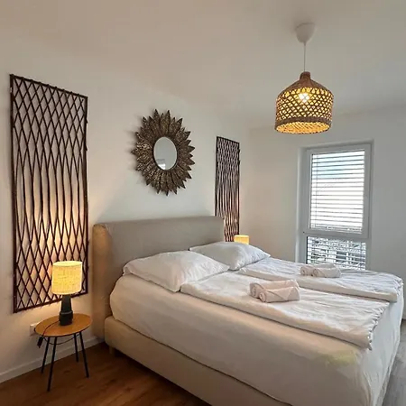 Amao-ivory - Business - 6 Guests - Parking Apartament Offenburg